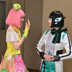 Kamen Rider Jeanne & Kamen Rider Aguilera with Girls Remix (2022) photo